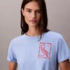 T-shirt corta squadrata con logo in script T-shirt corta squadrata con logo in script