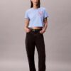 T-shirt corta squadrata con logo in script T-shirt corta squadrata con logo in script