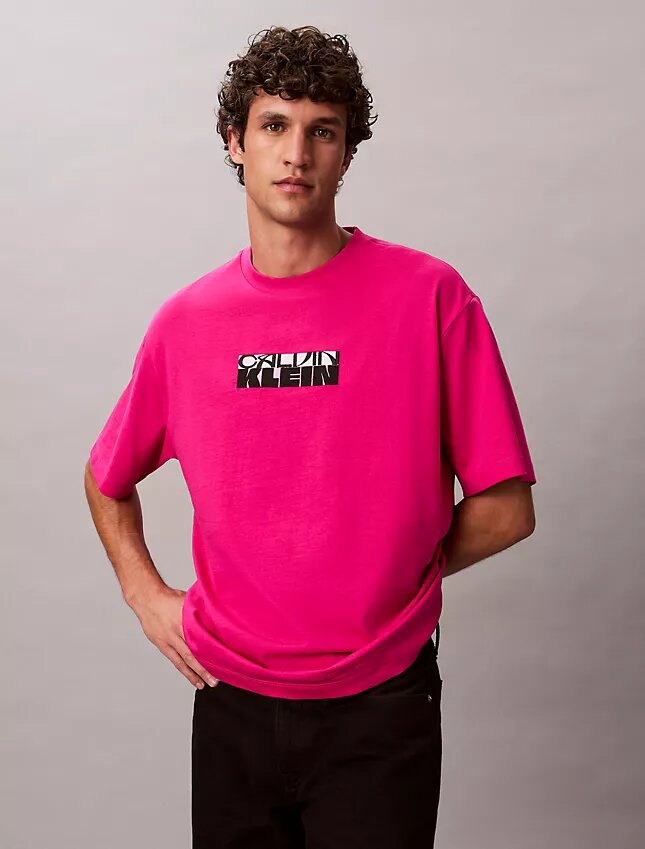 T-shirt dal taglio comodo con logo a blocchi T-shirt dal taglio comodo con logo a blocchi