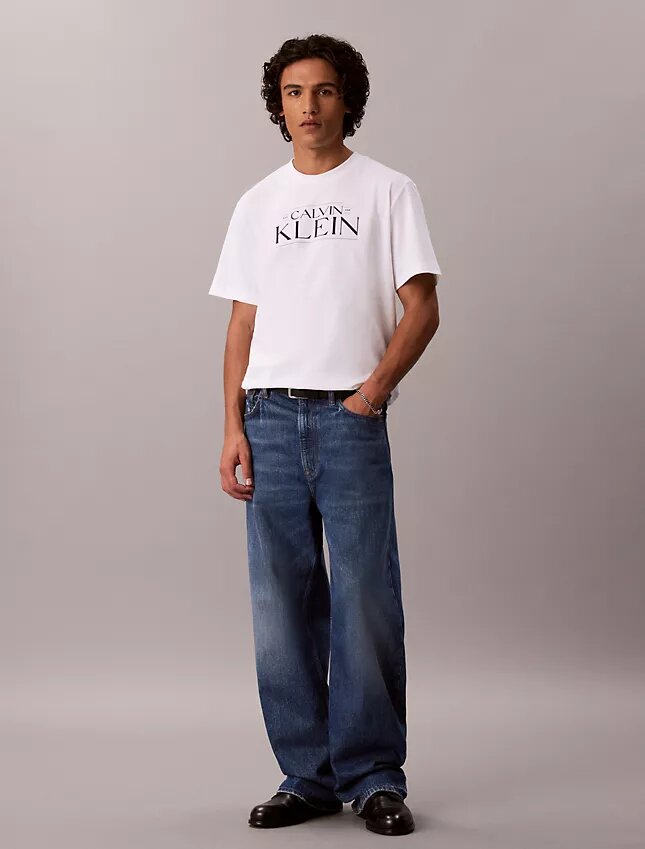 T-shirt dal taglio morbido con grafica del logo T-shirt dal taglio morbido con grafica del logo