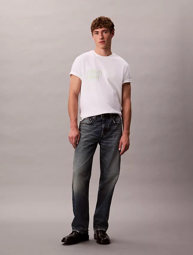 T-shirt dalla linea morbida con grafica circolare T-shirt dalla linea morbida con grafica circolare