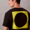 T-shirt dalla linea morbida con grafica circolare T-shirt dalla linea morbida con grafica circolare