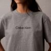 T-shirt girocollo dal taglio ampio con logo standard