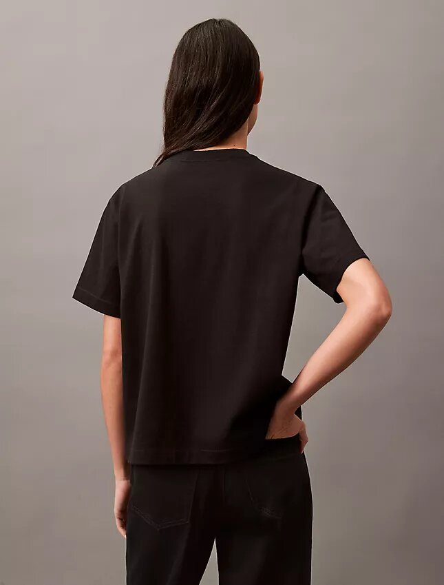 T-shirt girocollo dal taglio ampio con logo standard T-shirt girocollo dal taglio ampio con logo standard