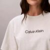 T-shirt girocollo dal taglio ampio con logo standard T-shirt girocollo dal taglio ampio con logo standard