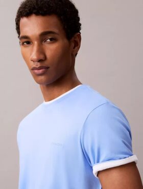 T-shirt girocollo Liquid Touch