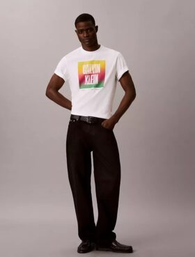 T-shirt semplice con logo Pride