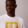 T-shirt semplice con logo Pride T-shirt semplice con logo Pride