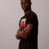 T-shirt semplice con logo Pride T-shirt semplice con logo Pride