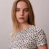 T-shirt slim con arricciature T-shirt slim con arricciature