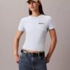T-shirt slim con grafica del logo T-shirt slim con grafica del logo
