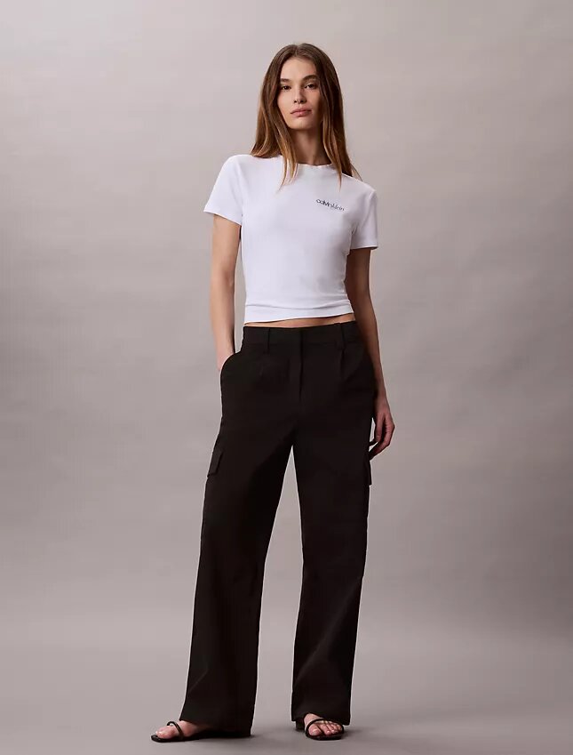 T-shirt slim con grafica del logo T-shirt slim con grafica del logo
