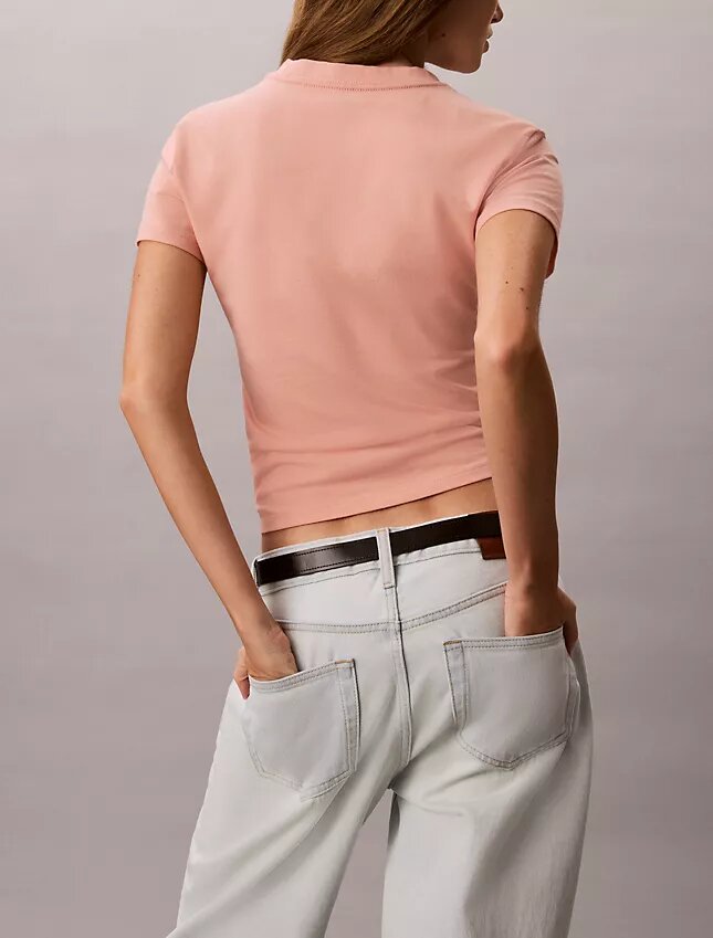 T-shirt slim con grafica del logo T-shirt slim con grafica del logo