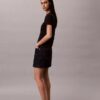 T-shirt slim con logo floreale T-shirt slim con logo floreale