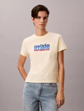T-shirt slim con logo grafico a contrasto