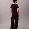 T-shirt slim con logo grafico a contrasto T-shirt slim con logo grafico a contrasto