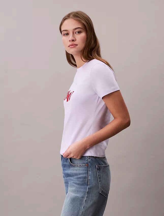 T-shirt slim con logo grafico diviso T-shirt slim con logo grafico diviso