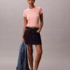 T-shirt slim con logo grafico e bordi a costine T-shirt slim con logo grafico e bordi a costine