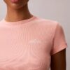 T-shirt slim con logo grafico e bordi a costine T-shirt slim con logo grafico e bordi a costine