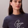 T-shirt slim con logo in rilievo T-shirt slim con logo in rilievo