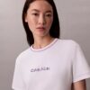 T-shirt slim con logo ricamato T-shirt slim con logo ricamato