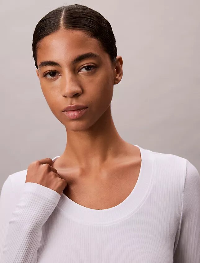 T-shirt slim in Modal elasticizzato a costine T-shirt slim in Modal elasticizzato a costine