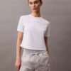 T-shirt sportiva moderna a girocollo T-shirt sportiva moderna a girocollo
