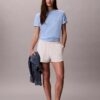 T-shirt squadrata con grafica Calvin Klein in corsivo T-shirt squadrata con grafica Calvin Klein in corsivo