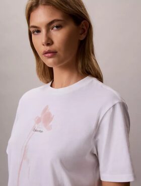 T-shirt squadrata con logo floreale