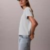 T-shirt squadrata con logo floreale T-shirt squadrata con logo floreale