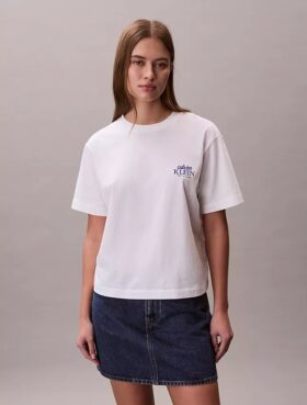 T-shirt squadrata con logo ricamato