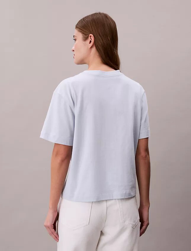 T-shirt squadrata con logo ricamato T-shirt squadrata con logo ricamato