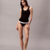 Thong a costine in cotone elasticizzato Thong a costine in cotone elasticizzato