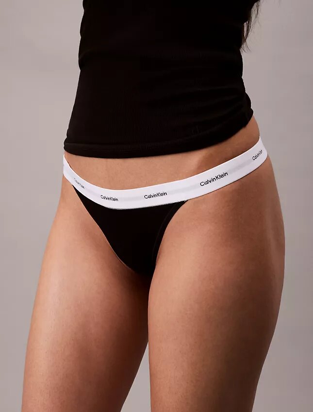 Thong a costine in cotone elasticizzato Thong a costine in cotone elasticizzato