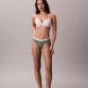 Thong in cotone elasticizzato a costine Thong in cotone elasticizzato a costine