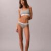 Thong in cotone elasticizzato a costine Thong in cotone elasticizzato a costine