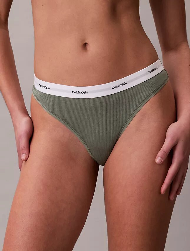 Thong in cotone elasticizzato a costine Thong in cotone elasticizzato a costine