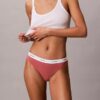 Thong in cotone elasticizzato a costine Thong in cotone elasticizzato a costine