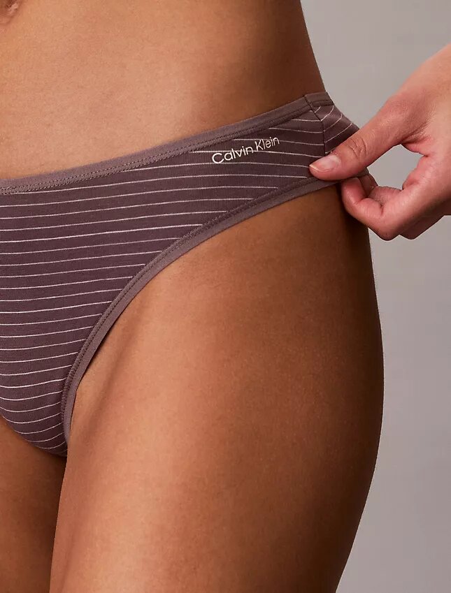 Thong in cotone ideale Thong in cotone ideale