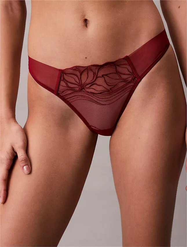 Thong in pizzo floreale nero CK Black Thong in pizzo floreale nero CK Black