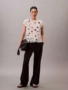Top smockato con stampa floreale
