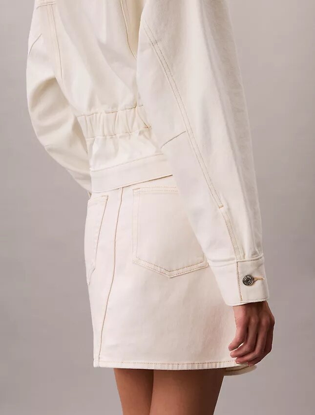 Trucker Jacket in Denim con vita stretta Trucker Jacket in Denim con vita stretta