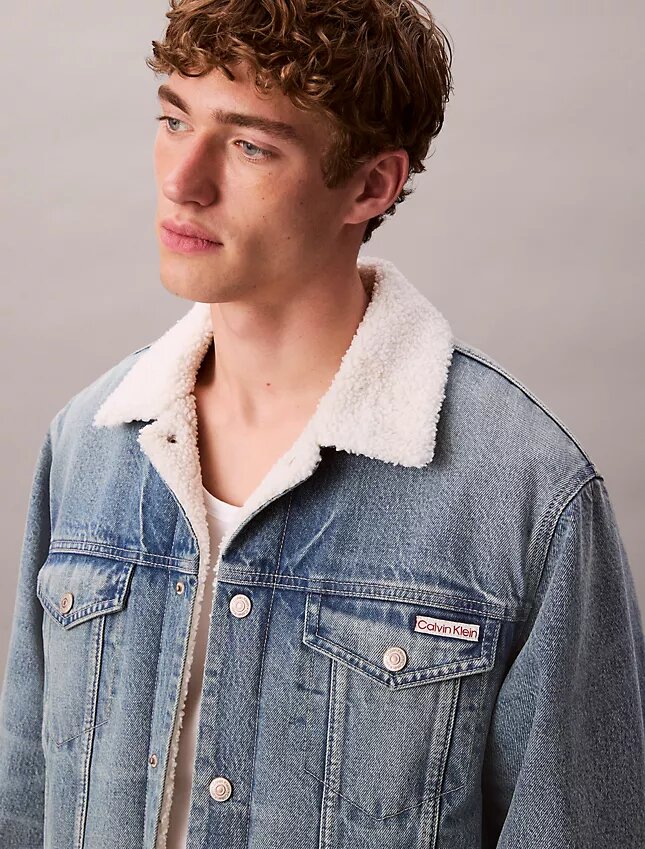 Trucker Jacket in sherpa anni ’90 Trucker Jacket in sherpa anni ’90