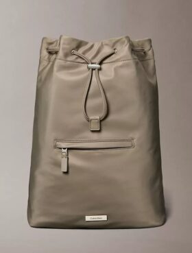 Zaino in nylon opaco con coulisse